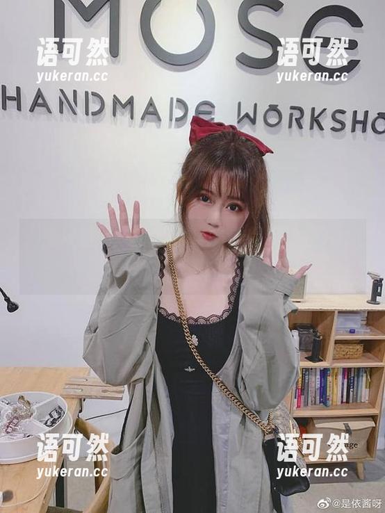 “是依酱呀”的私房作品，带你体验JK风格的清新与俏丽