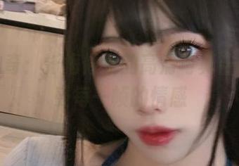 杏仁曲奇：忏悔修女的高清写真合集，感受每一帧的情感