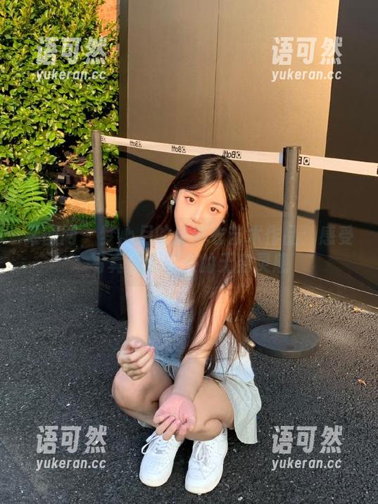 果团网 - 梦心月的连体衣艺术作品：感受写真资源带来的无穷灵感