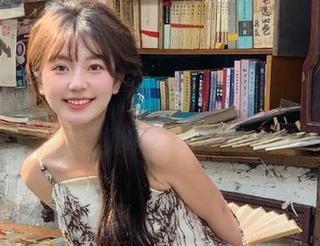 梦丝女神 – 高质清纯写真图集，魏婷婷带你领略清雅与淡泊的绝世风采