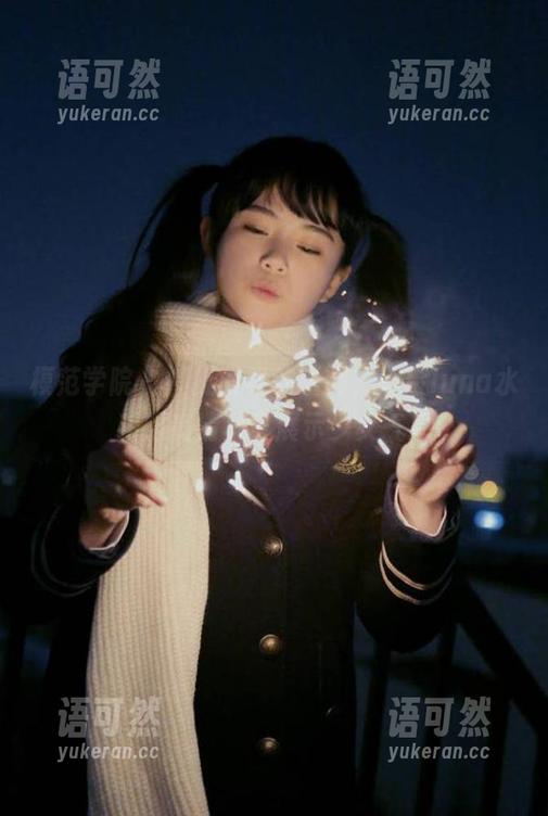 模范学院 - 捕捉青春的瞬间，卤蛋luna水手服高清写真展示少女气息