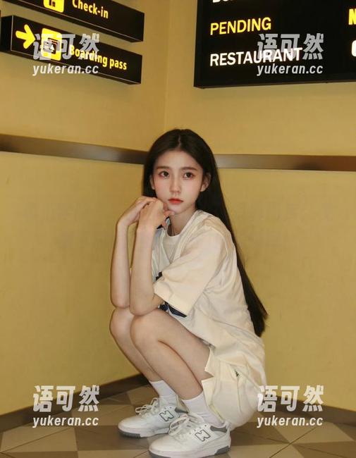 模范学院 - “黄乐然运动”写真图库：免费下载她在运动中的优雅瞬间！