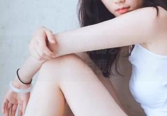 私房写真分享：泥泥汝的艺术作品展现真实的自我