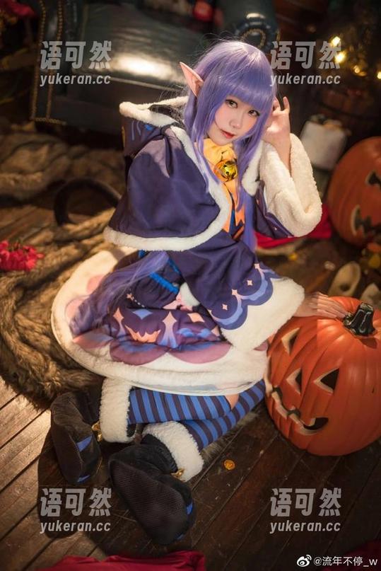 秘书流年不停w，私拍写真展现生活中的美丽瞬间