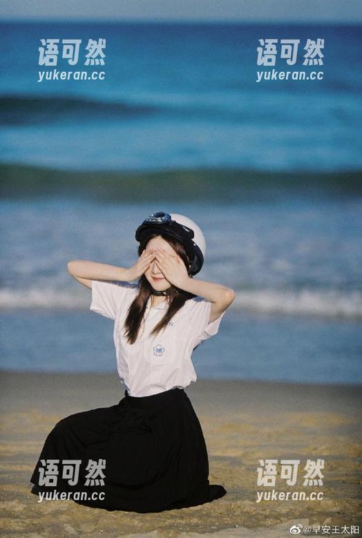 爱蜜社 - 小狐狸Sica写真合集上线：感受“死库水”中的每一个动人瞬间