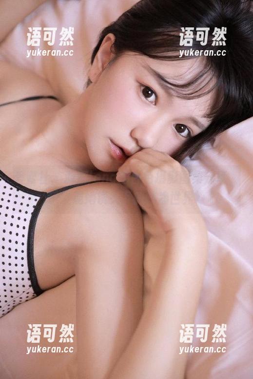 爱蜜社 - 莉娜lena的白色摄影图集分享，发现她镜头下的纯净世界
