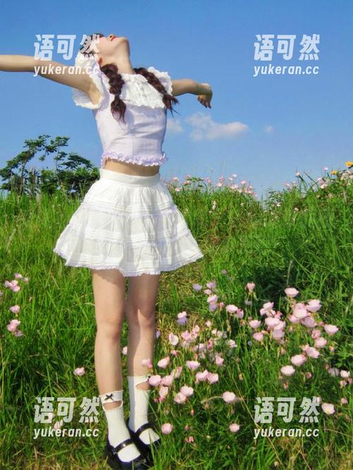 爱蜜社 - 缤纷色彩中的陈思琪Ar水手服图集，万千资源等你来探索