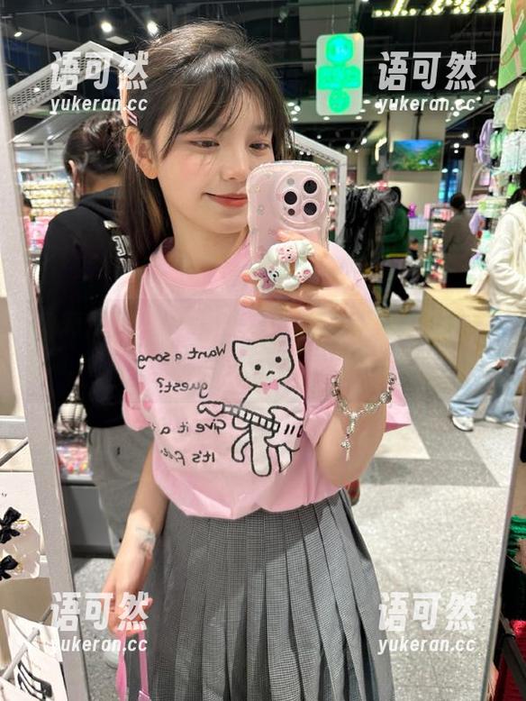 物恋传媒 - 小晴的高跟鞋定制写真，独家图片分享，尽显女性优雅