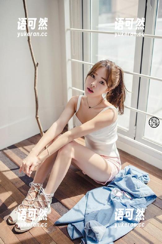 物恋传媒 - 小谷体操服写真集：精选展示运动优雅与个性的每一刻
