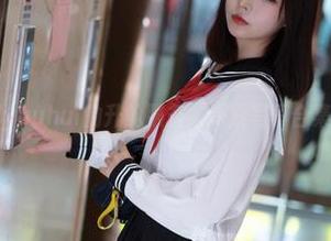 深入观看玉汇yuuhui的升舱服务，探索写真合集中的潜藏魅力
