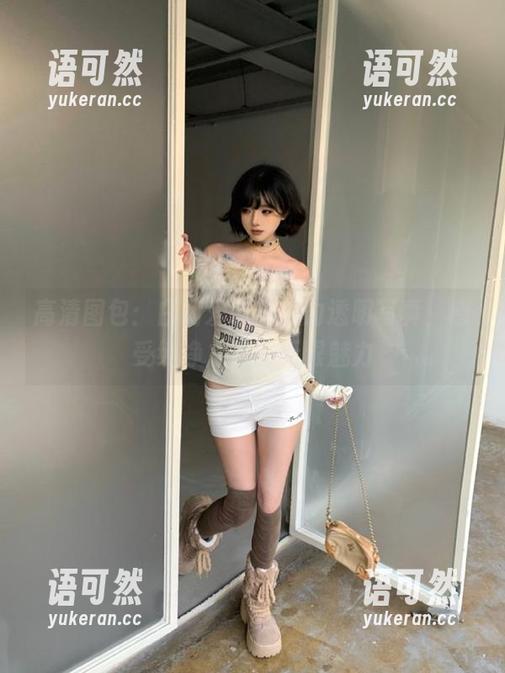 高清图包：白莉爱吃巧克力透明写真，感受纯净之美的无限魅力