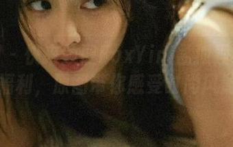 秀人网 – 快来领取FoxYini孟狐狸毛衣写真福利，原图带你感受时尚风潮！