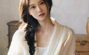 秀人网 – 办公室写真分享：tina_甜仔图包带你领略甜蜜工作时光