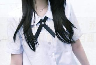 秀人网 – 不容错过的免费照片：乔漫妮mina清纯写真展现真实自我