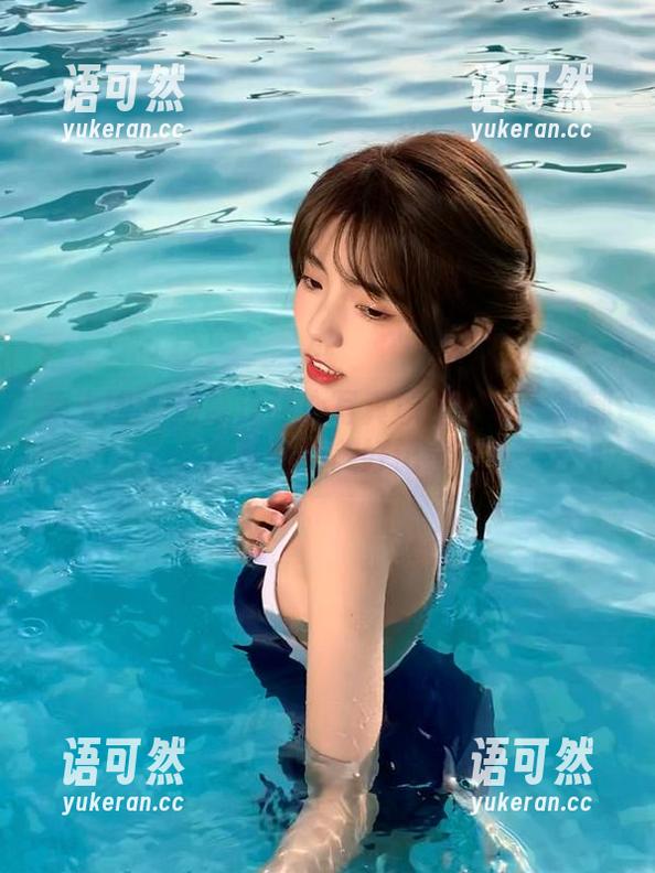 秀人网 - 周慕汐甜心写真原图：每一幅都是青春的美好记录