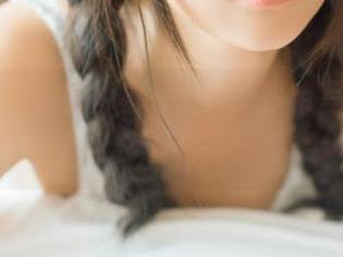 秀人网 – 发现周慕汐baby吊带写真中的艺术气息，免费下载让你更接近美！