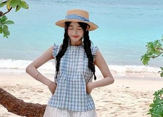 秀人网 – 周慕汐baby独特办公室写真原图，定格她在职场中最迷人的瞬间