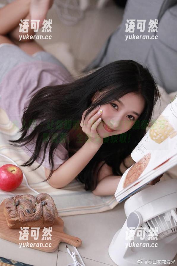 秀人网 - 让你眼前一亮的唐安琪推销员写真资源，全部免费获取！