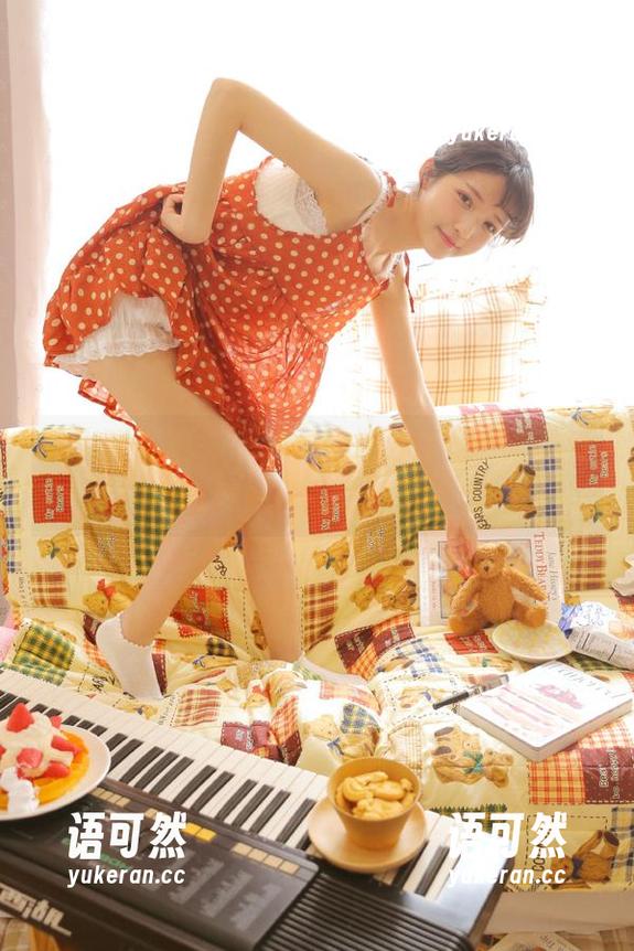 秀人网 - 在私房写真中探寻惊艳，奶芙乔乔与妹妹作品的精彩对话