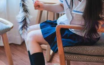 秀人网 – 孟狐狸FoxYini美腿写真系列，定制图片带你领略个性与美丽的结合