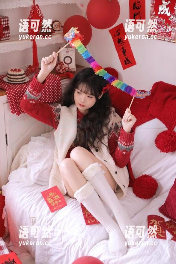 秀人网 - 揭秘孟狐狸FoxYini美脚美图，免费下载优质图片，尽在这里！