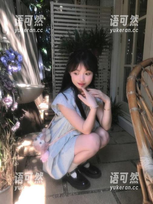 秀人网-安然anran 秀人网 - 安然anran比基尼高清图册,晒出你内心深处的热情与梦幻