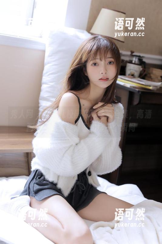 秀人网 - 曦宝儿校园写真壁纸合集，高清画质带你感受青春的每一个瞬间