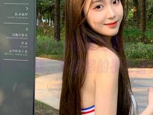 秀人网 – 汐汐baby旅拍之美的记录：独特图片下载，开启你的视觉盛宴