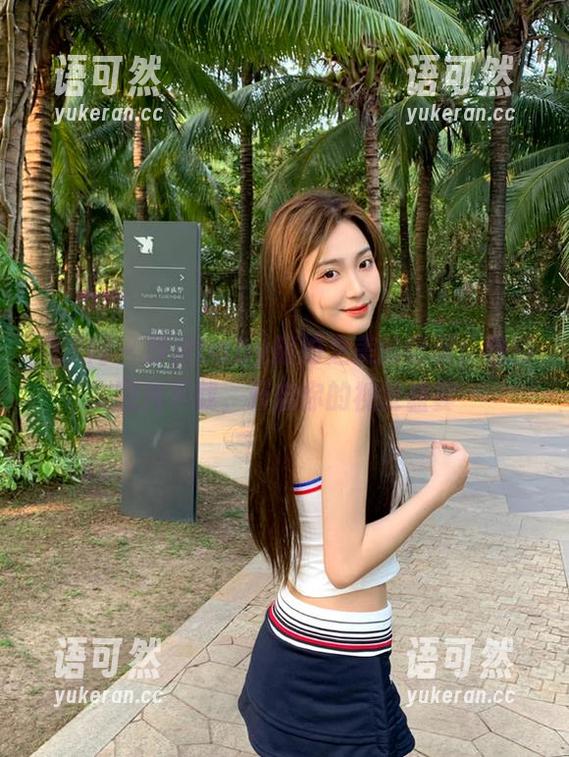 秀人网 - 汐汐baby旅拍之美的记录：独特图片下载，开启你的视觉盛宴