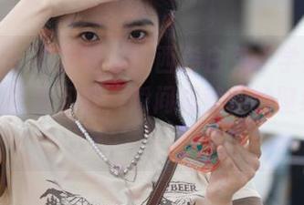 秀人网 – 不要错过！西希白兔“学妹”写真作品限量下载，瞬间成就你的壁纸女神！