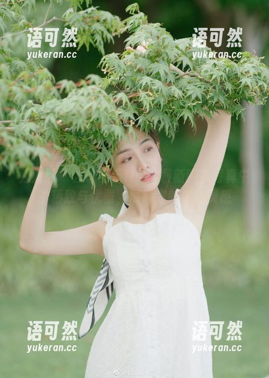 秀人网 - 发现诺诺Nono最新睡衣写真中的精致与优雅，解锁你的时尚灵感