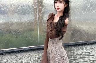 秀人网 – 阿乖Kiddo网袜写真资源大放送，尽在在线平台，时尚不容错过！