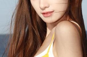 秀人网 – 在教室里：陈梵妮Fanny的独特写真图片合集，展现真实的校园风情