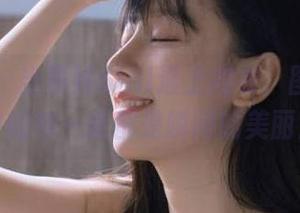 秀人网 – 当黄婧GIGI遇上内衣，图集分享中的每一张都是瞬间的美丽！