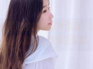穆零Mu0呈现的泳衣图片作品，让你感受别样的阳光与炫彩夏季