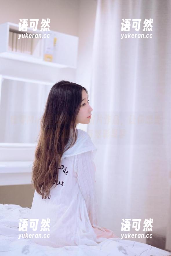 穆零Mu0呈现的泳衣图片作品，让你感受别样的阳光与炫彩夏季