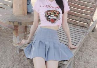 紧急企划 – 探索奶昔女神的魅力世界：精彩写真作品合集分享