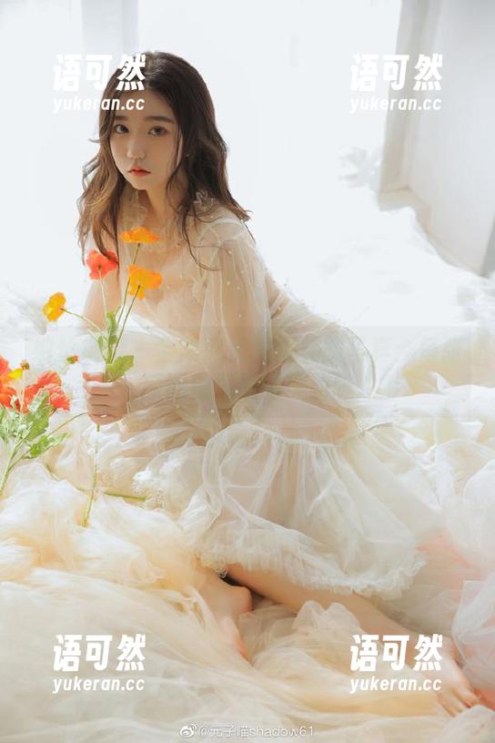 纳丝摄影 - 全集欣赏曼雯礼服写真：每张原图都展现绝美韵味