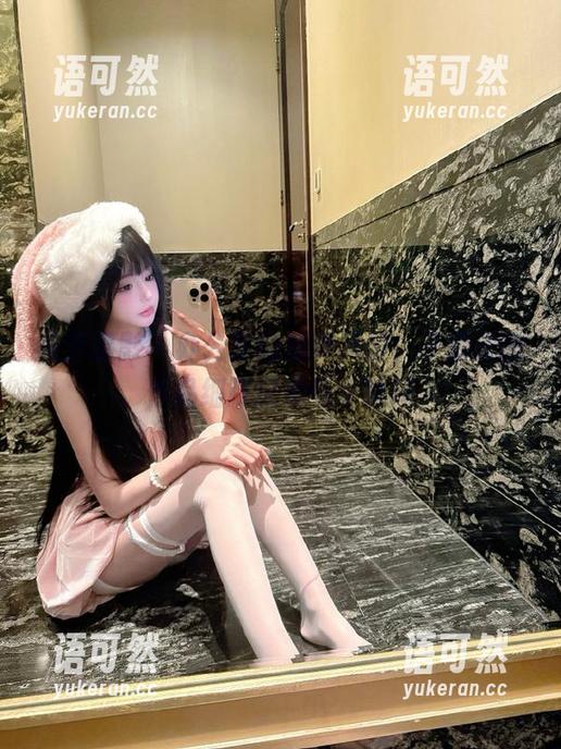 绮梦摄影 - 办公室的别样风情，子涵美图作品细腻记录每个瞬间