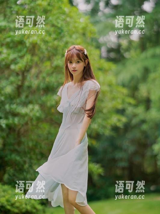 美媛馆 - 刘飞儿Faye少女写真免费合集，捕捉纯真与梦幻的唯美画卷，等你来欣赏