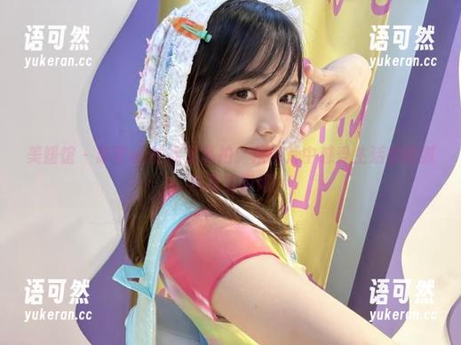 美媛馆 - 苏可er的裸足私拍：从图片中感受生活的细腻与真实瞬间