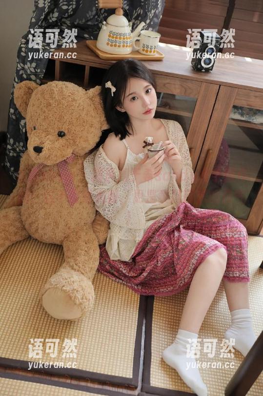 花漾show - 精选周于希sandy水手服作品：这不仅是衣服，更是乘风破浪的勇气！