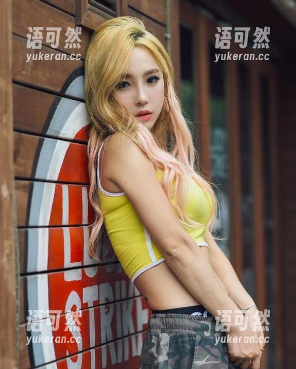 花漾show - 易阳Silvia浴缸私拍合集：感受肌肤与水的亲密接触