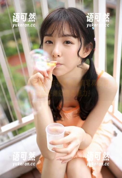 微密圈 - 更新！若若老师短裤写真原图，让你感受她的甜美魅力！