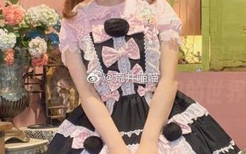 荒井喵喵的高雄爱宕写真，原图带你走入一个充满色彩与梦幻的世界