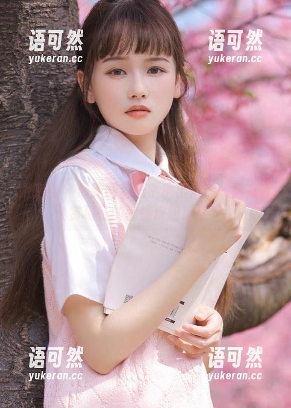 微密圈 - 最新图包热乎乎出炉！一起来欣赏葛征的蝙蝠皮服风采吧