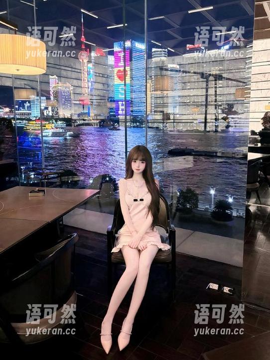 微密圈 - 每一帧都是诗：葛征温柔紫色最新作品集分享