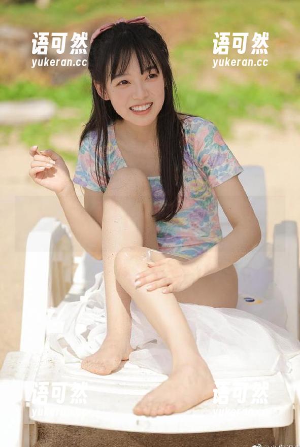 蜜桃社 - Cris_卓娅祺的私房泳装图集：每个角度都是对夏日的热爱宣言