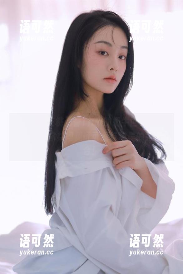 蜜桃社 - 在桃乃香Tina的奶牛世界中，免费美图邀你共同见证可爱与甜美的完美结合！