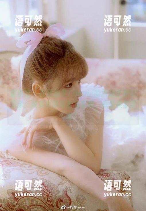 蜜桃社 - 在缇娜美Tinami的厨娘世界中漫游：精美原图与丰富套图，感受美与艺术！